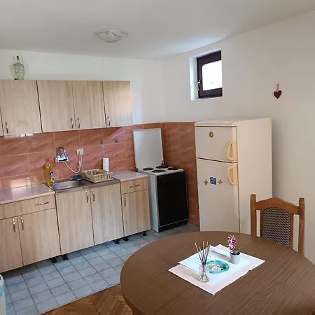 Gold 베오그라드